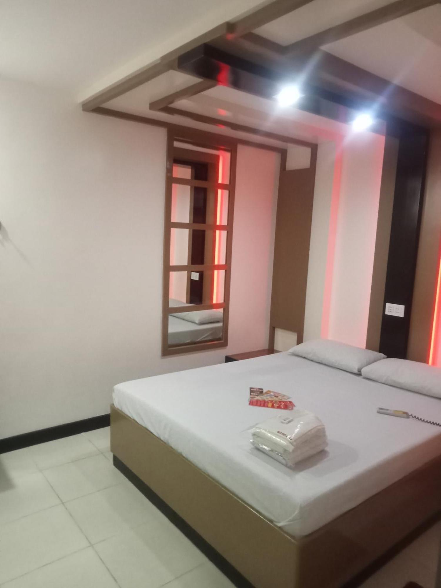 โรงแรมโซโก คาบานาตวน Cabanatuan City ภายนอก รูปภาพ