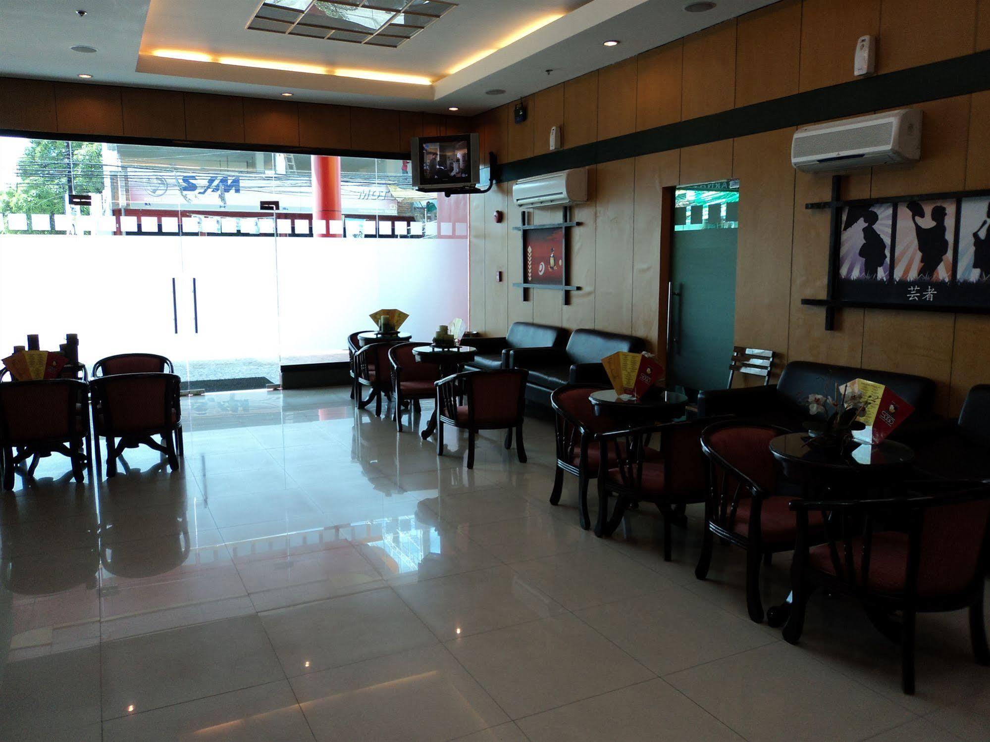 โรงแรมโซโก คาบานาตวน Cabanatuan City ภายนอก รูปภาพ